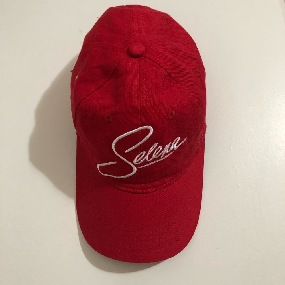 Selena Cap